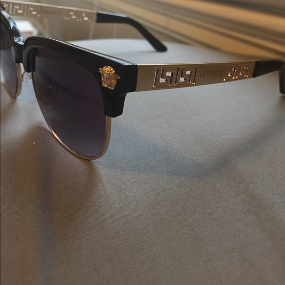 Versace sunglasses main image 5